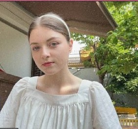Преподаватель Ксени